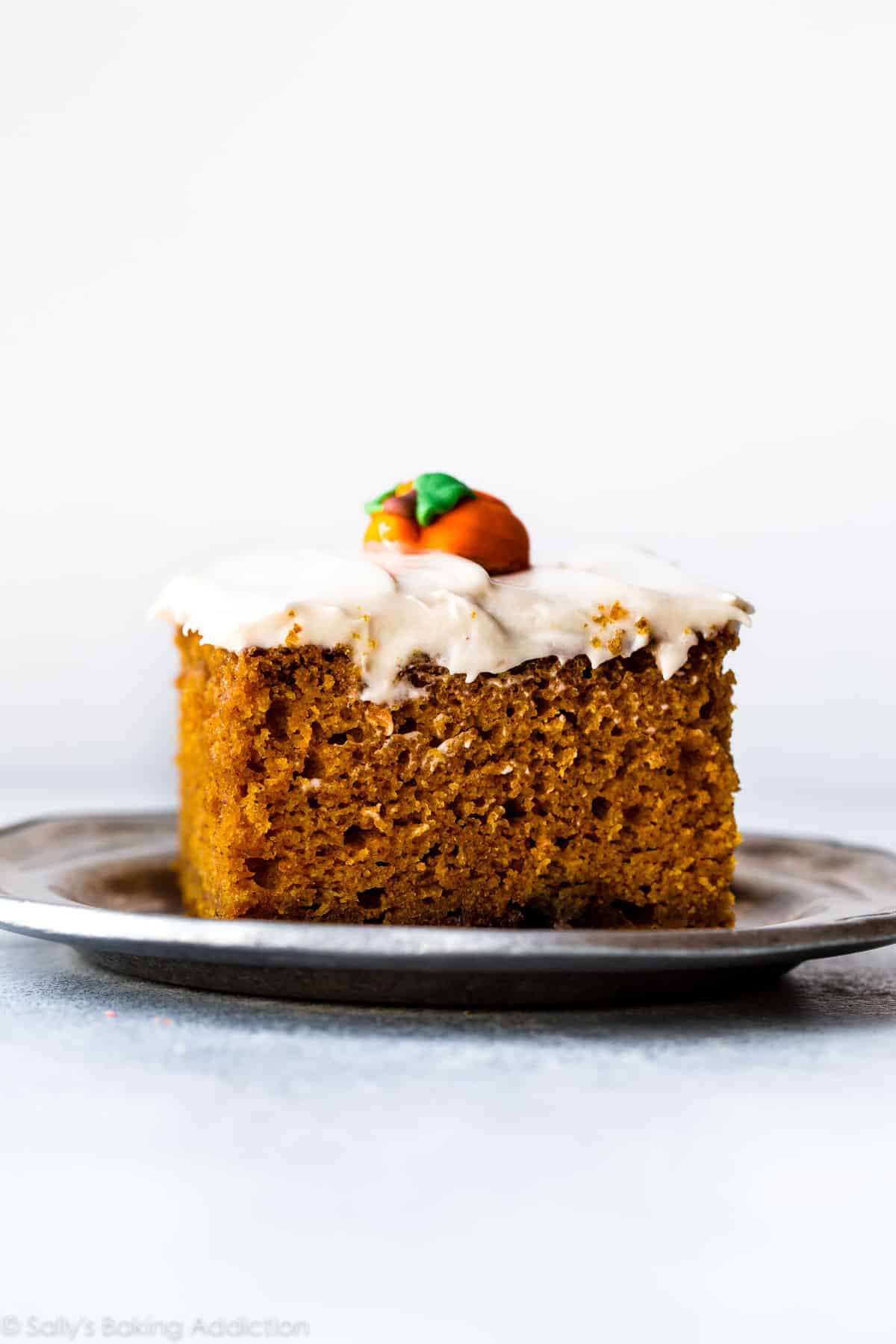 Bake the Best Spiced Pumpkin Cake for Pure Autumnal Bliss